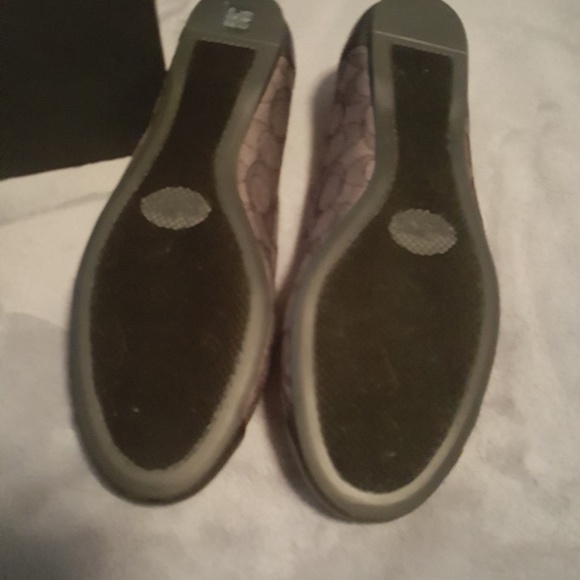 NWT Coach Chelsea Cap Toe Flats - Picture 6 of 8